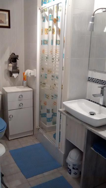 Les Vergers Saint Baldou Bed and Breakfast Cavaillon Δωμάτιο φωτογραφία